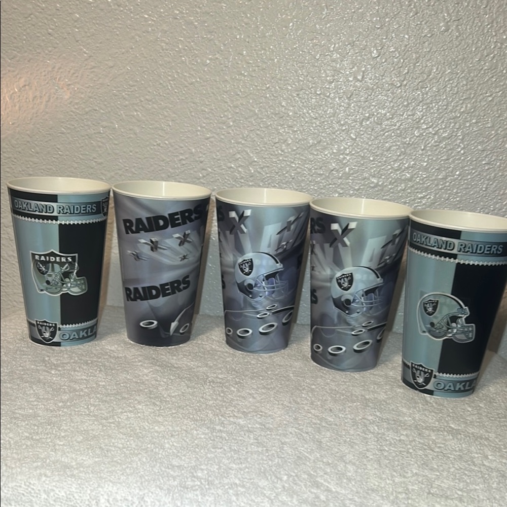 5 NFL Raiders Hologram Plastic Tumblers Capitol Cups